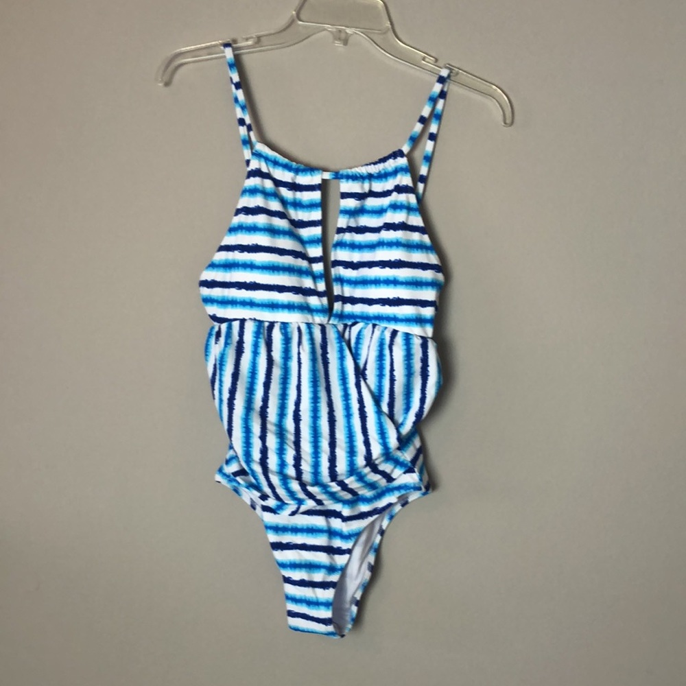 Cupshe size medium swimsuit